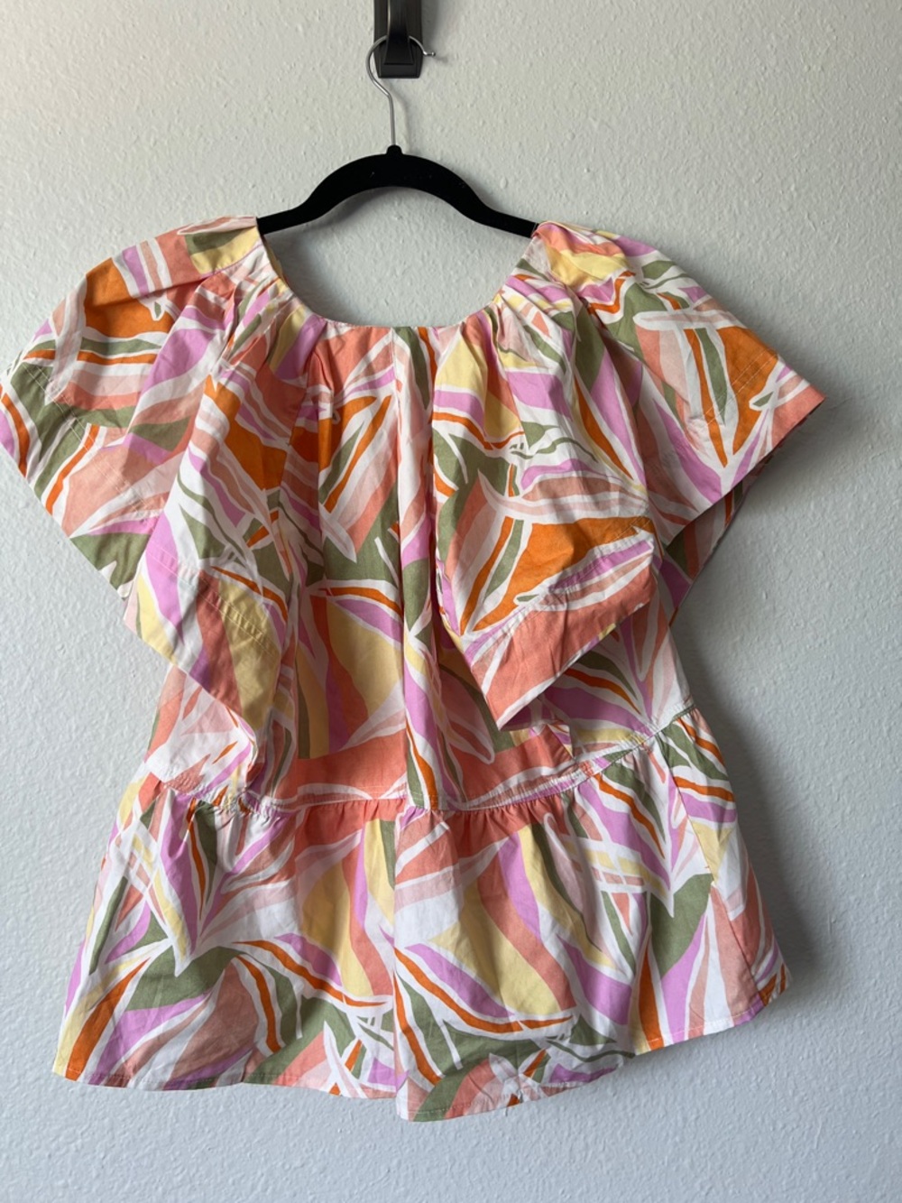 Strut & Bolt ALWAYS KNEW LIGHT PINK ABSTRACT FLORAL PRINT PEPLUM TOP - Picture 2 of 2